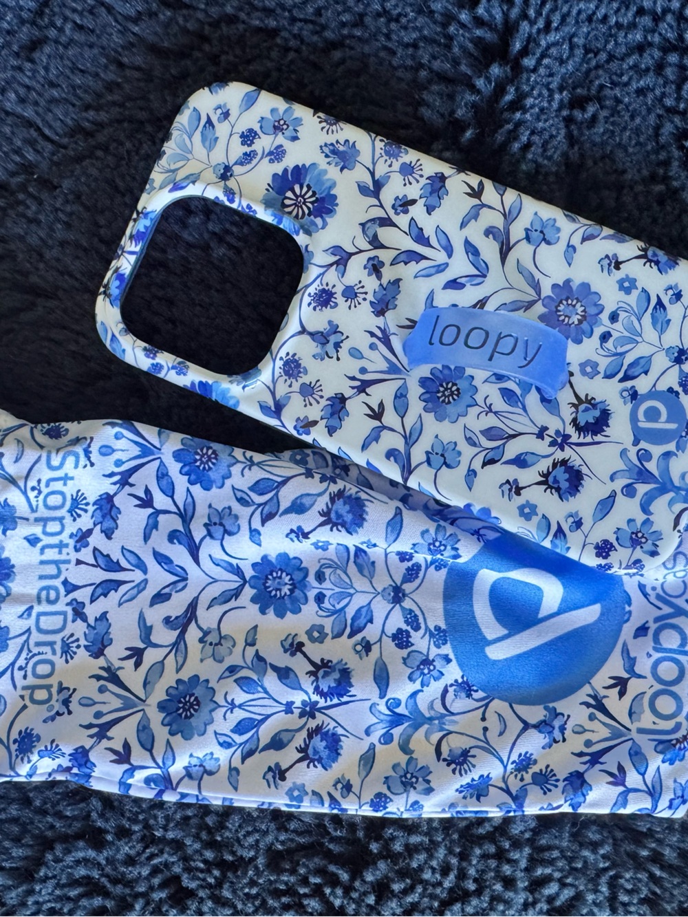 Assorted Blue iPhone 15 Pro Loopy Cases - Picture 7 of 7